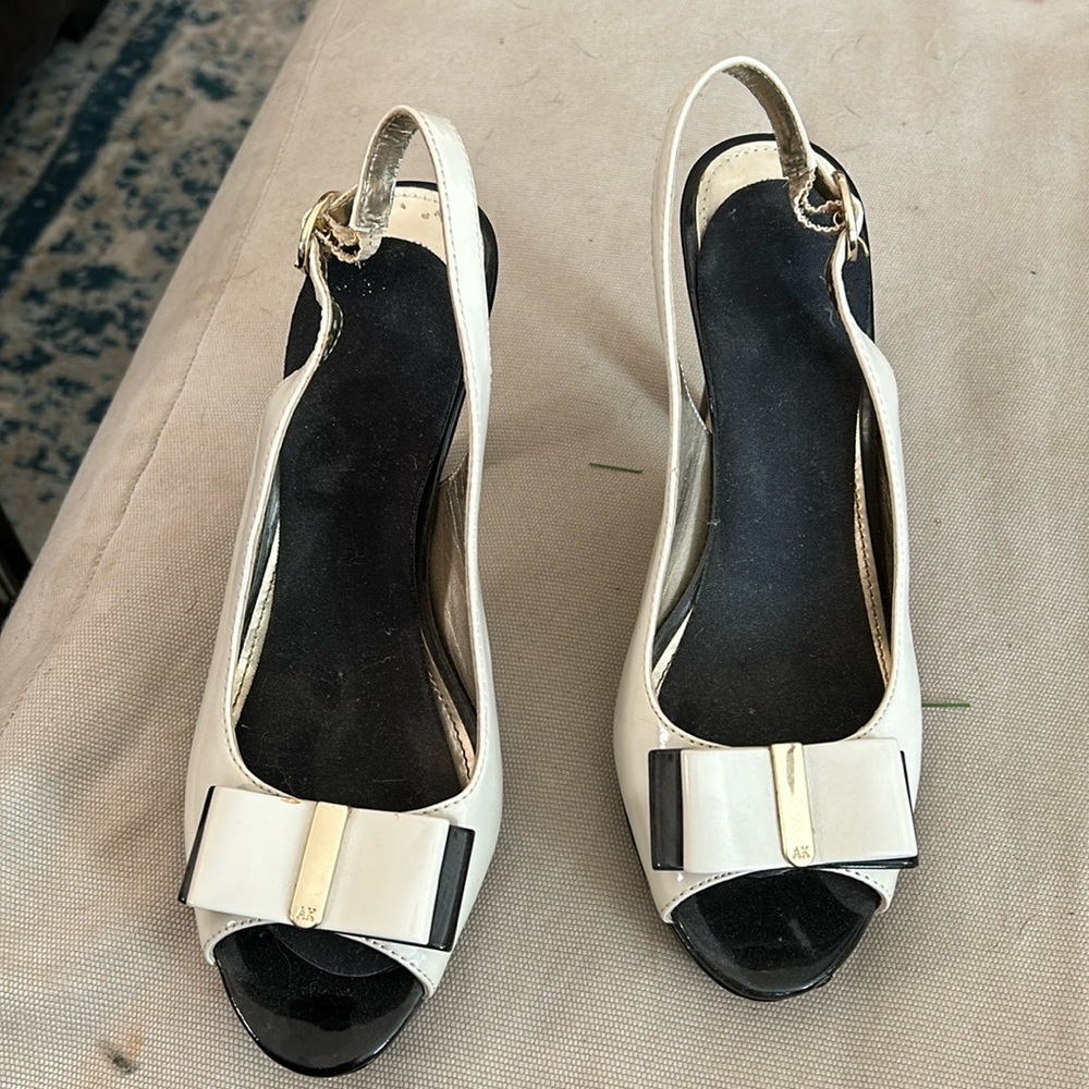 Women’s shoes